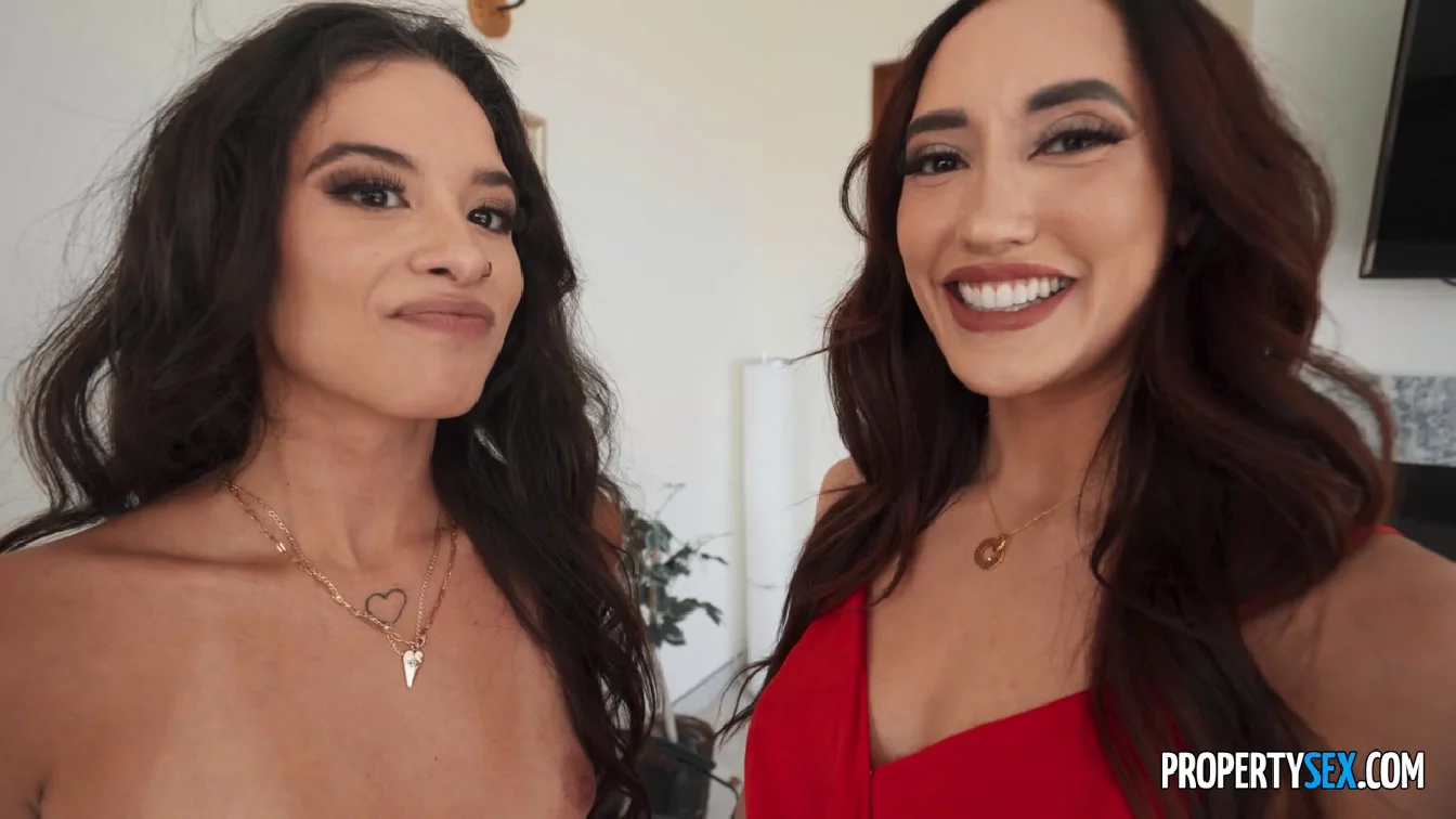 Preview of HouseHumpers Chloe Amour And Lux La Fox We Came For You XXX